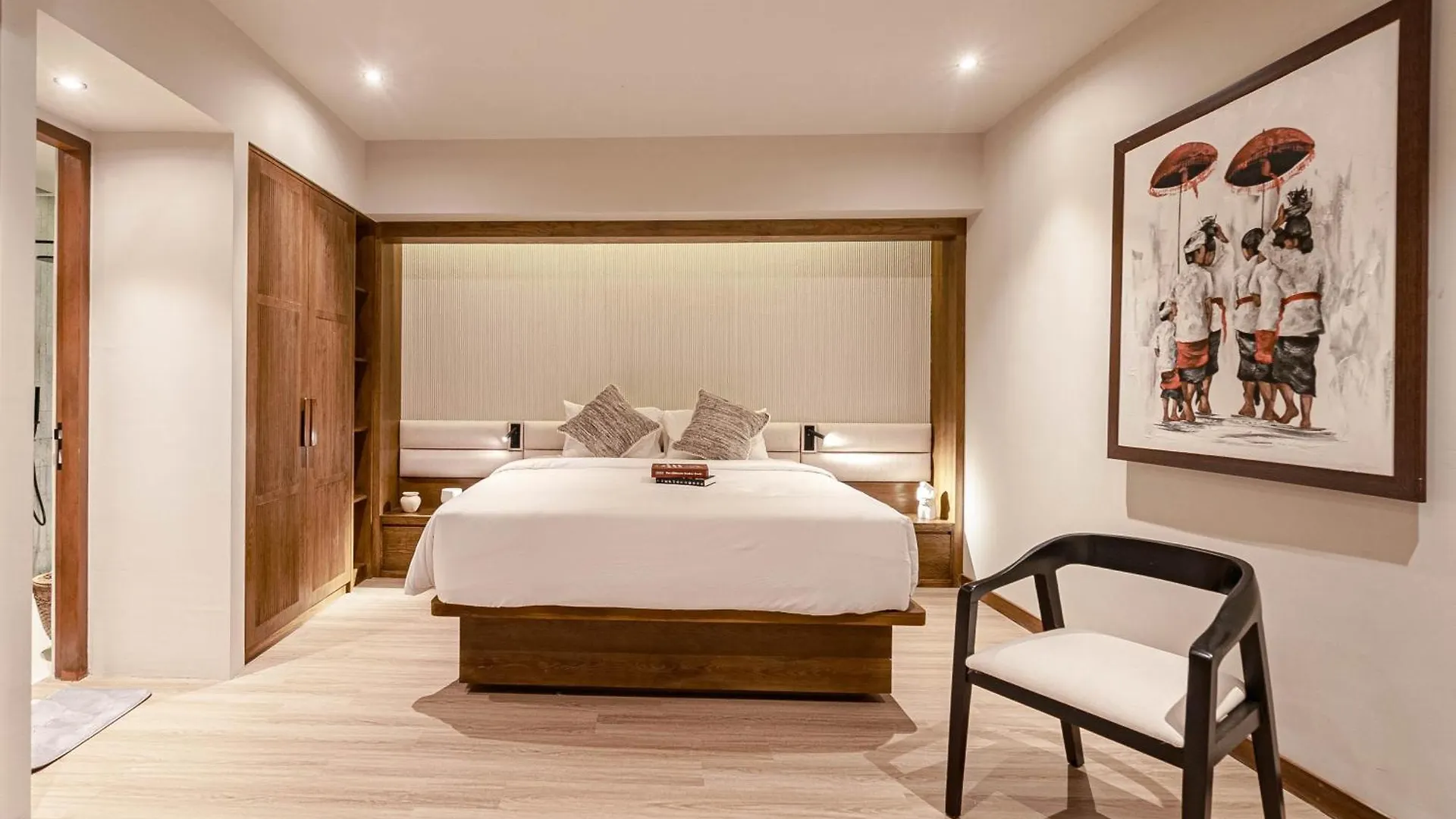 Seminyak, 4Br Family Friendly Villa W Cook& Pool